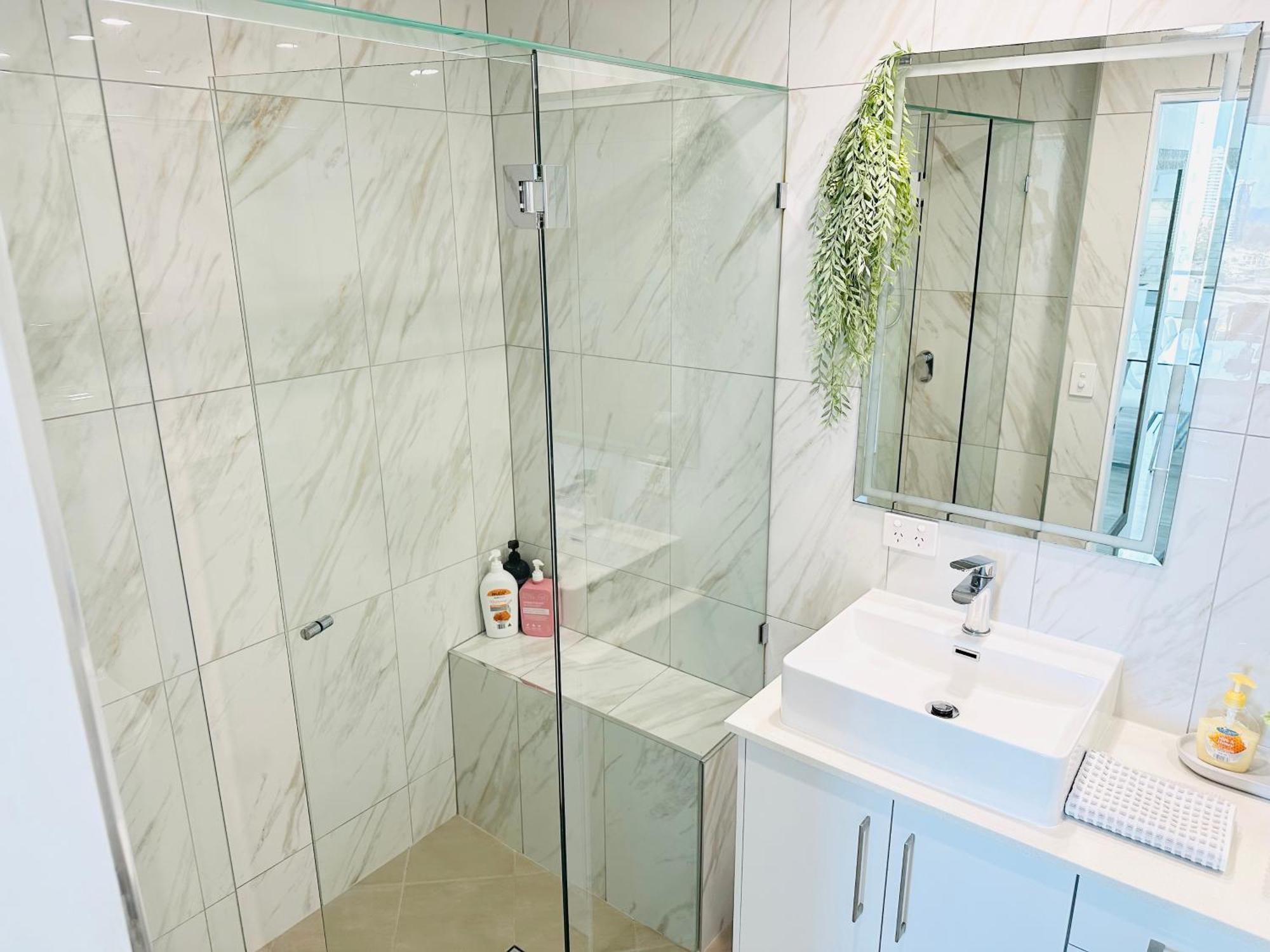 Modern With Great Amenities